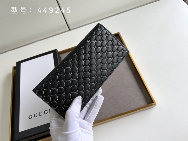 グッチ財布コピー内部構造